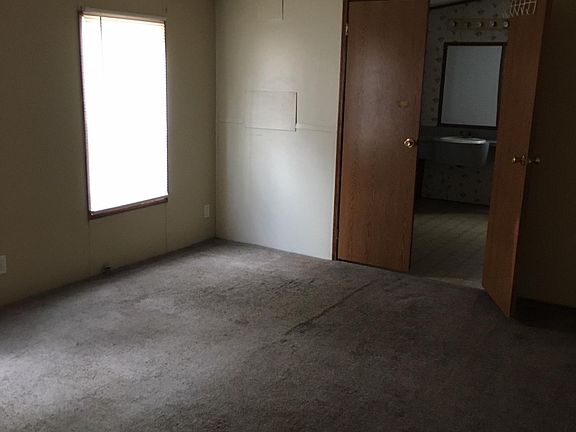4th image of 1004 Pleasantdale Cir