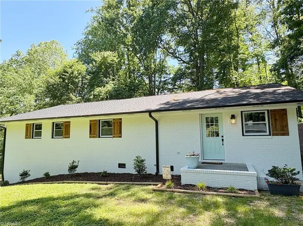 3501 Tanglewood Dr, Greensboro, NC 27410