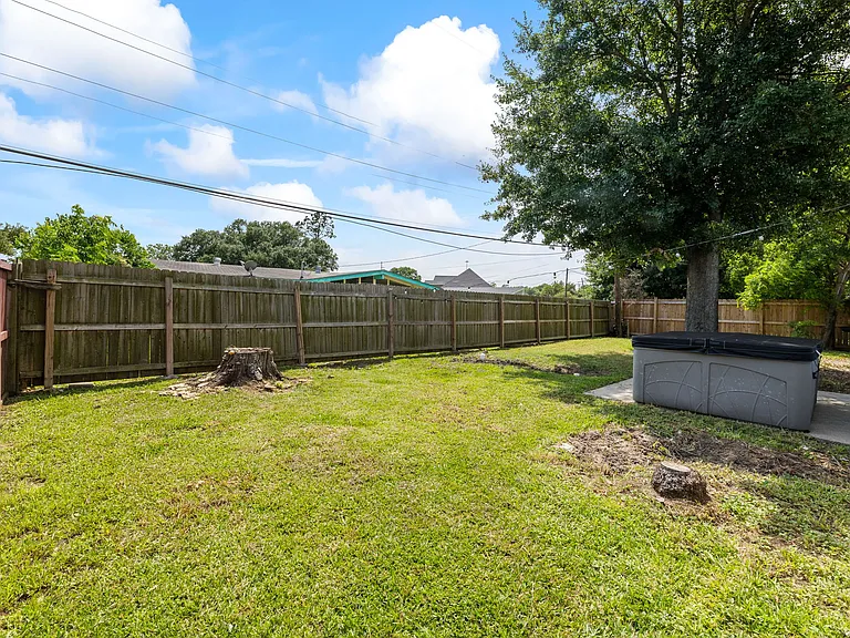 4203 Philmont Ave — Photo 16