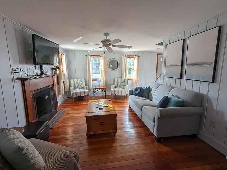 18 Chamberlain Ct — Photo 18
