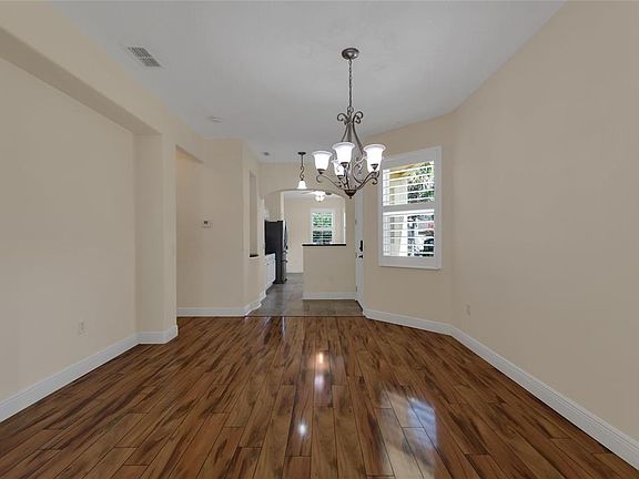3rd image of 624 GRAND CANAL DRIVE