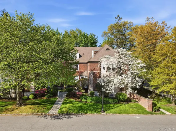3 Campus Place #MR, Scarsdale, NY 10583