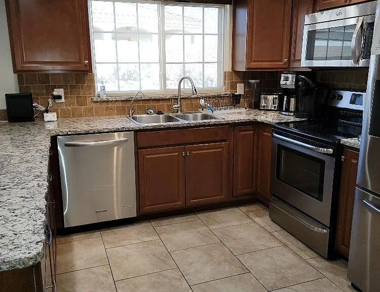 196 Wayfarer Ln — Photo 8