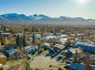 371 Dannilyn Cir, Anchorage, AK 99504