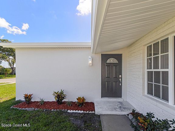 4th image of 1741 Cadillac Cir S