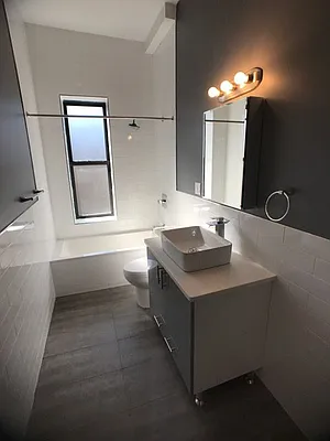 Rented by Whitestone Realty Group Inc | media 4