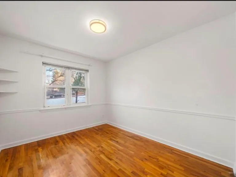 184 Hillside Ave — Photo 10