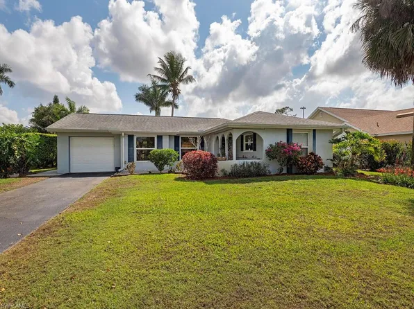 86 Valley Stream LN, NAPLES, FL 34113