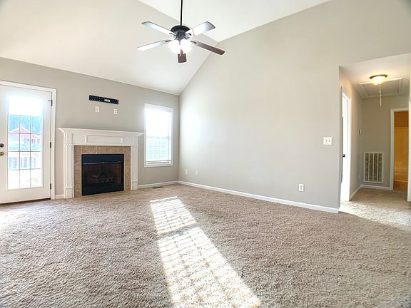 5th image of 842 Shelton Cir