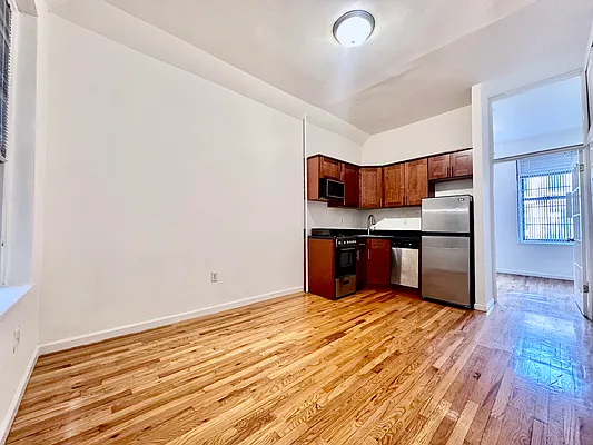 Rented by Building Equity Real Estate LLC | media 1