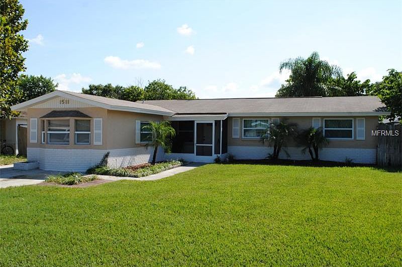 1st image of 1511 Stone Creek Dr