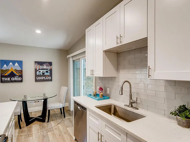 8513 Dryfield Dr #B — Photo 7