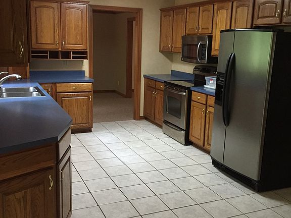 Kitchen w/ Stainless Steel Appliances