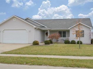 406 N Pointe Dr, Dieterich, IL 62424