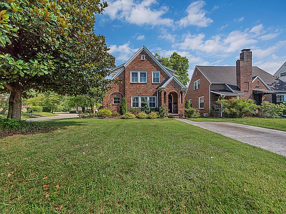 3rd image of 118 Adair Dr
