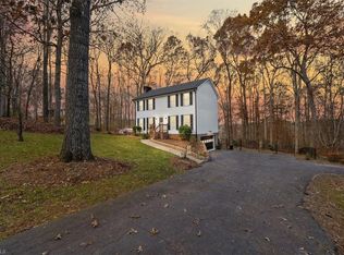 1746 Taylors Creek Dr, Asheboro, NC 27205