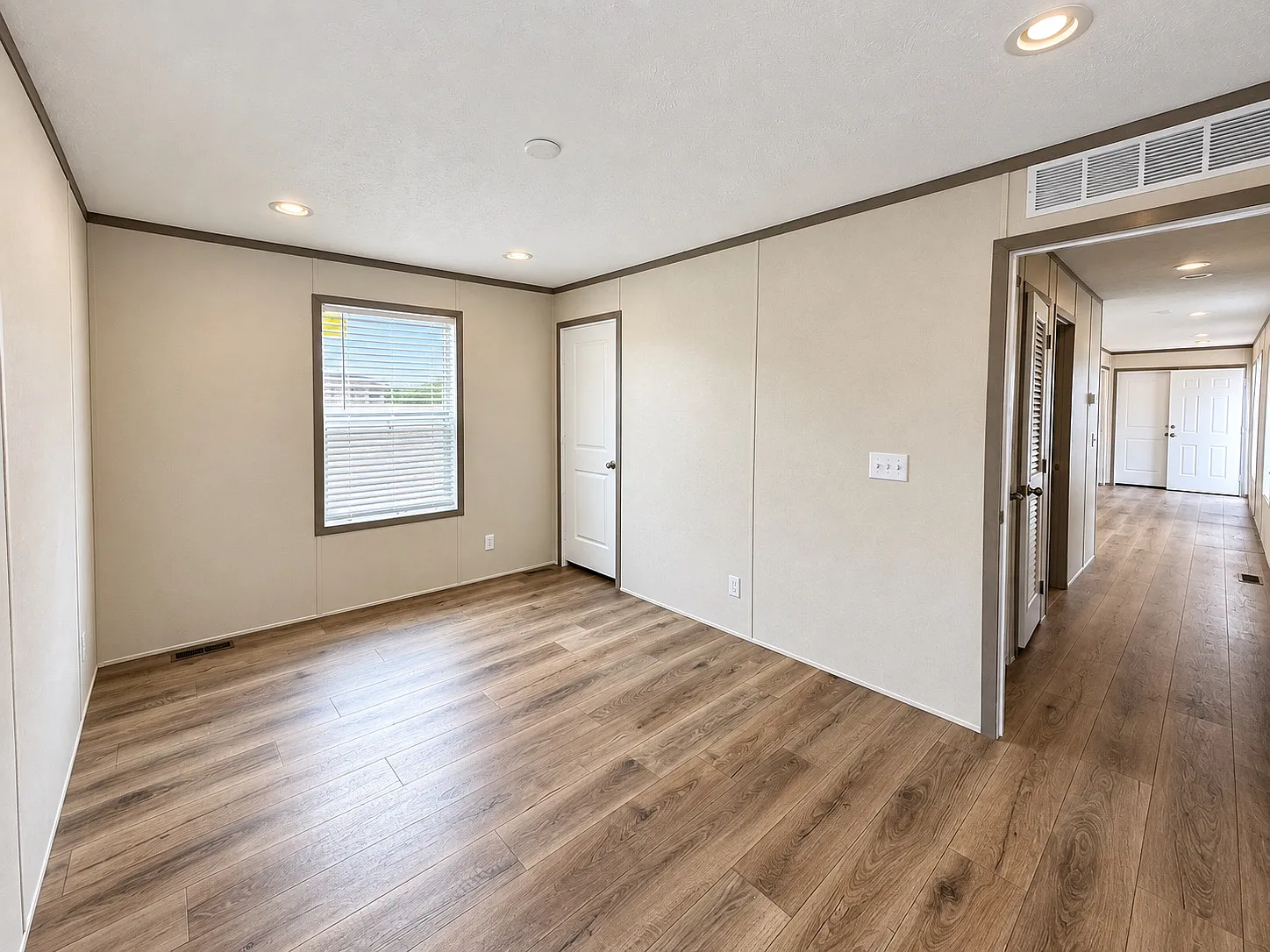 Pre-Lease Before It's Gone! — Photo 3
