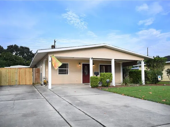 421 Cranberry Dr, Gretna, LA 70056