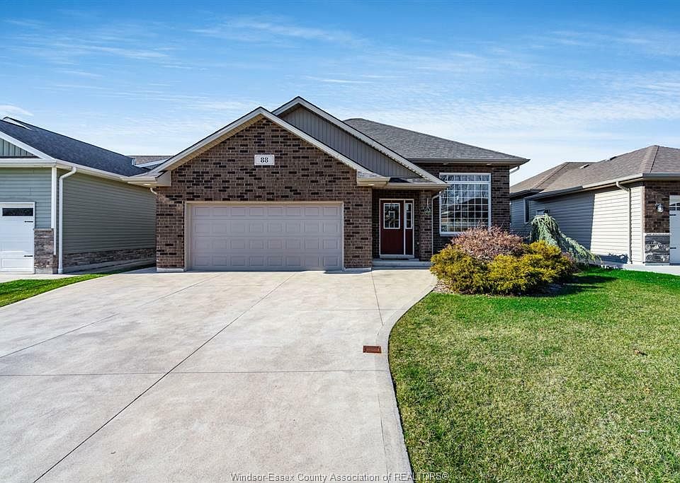 1st image of 88 Golfview Dr