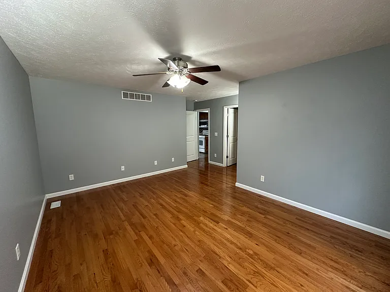 1602 Belclare Rd — Photo 21