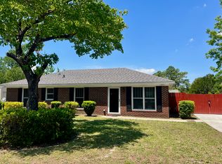 1001 Dickens Dr, Wilmington, NC 28405