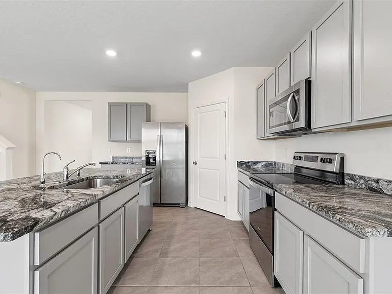 8454 Ender Hills Dr — Photo 14