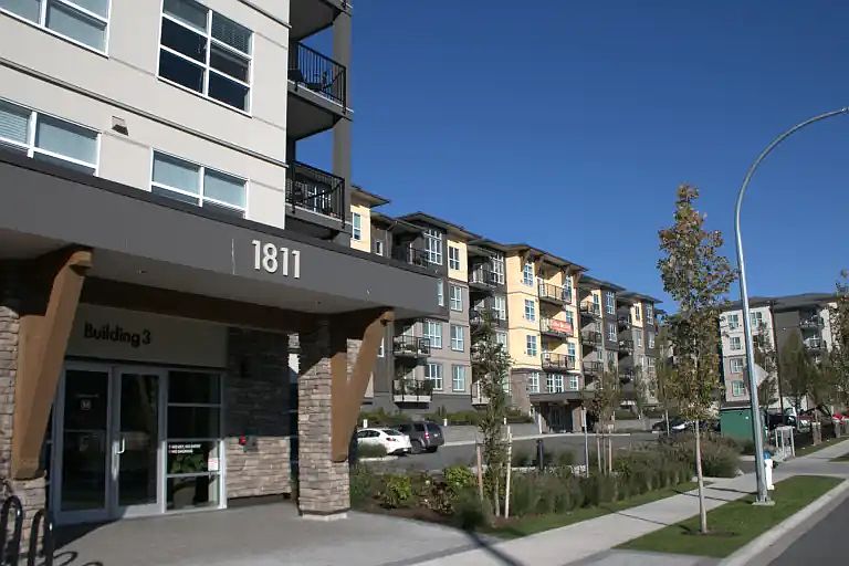 1st image of 1811 Salton Rd #107