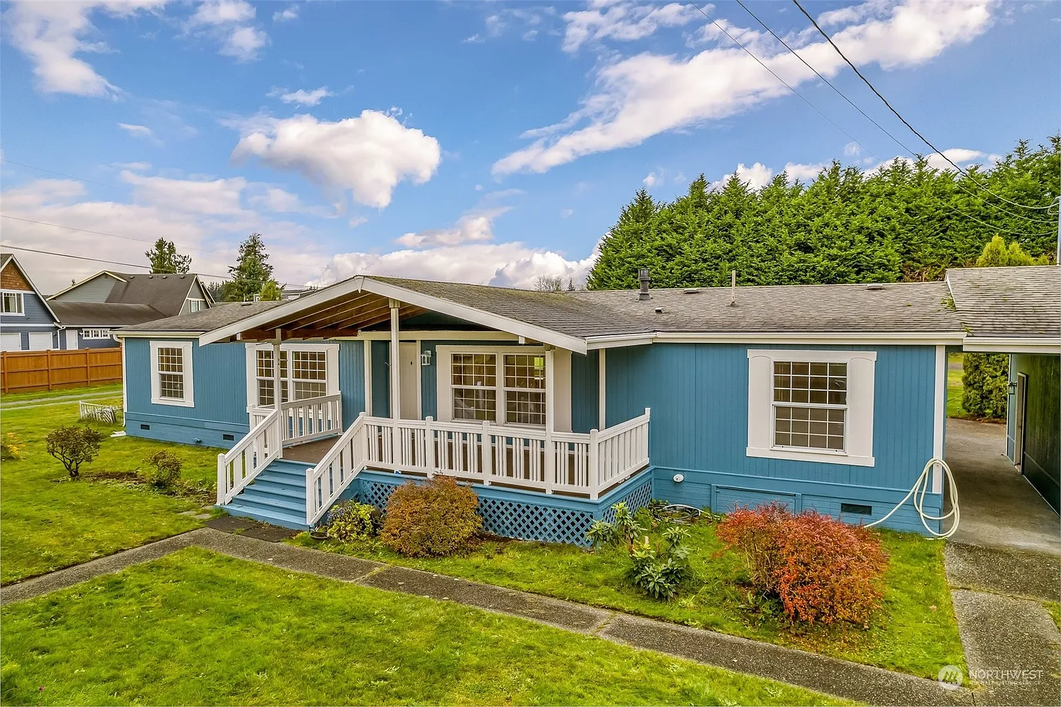 16009 19th Avenue NE photo 1