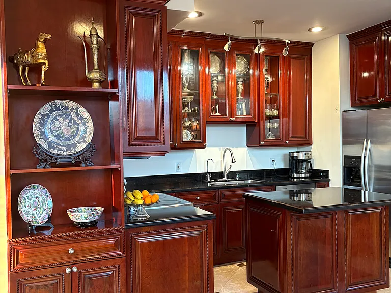 702 Ash St #900 — Photo 14