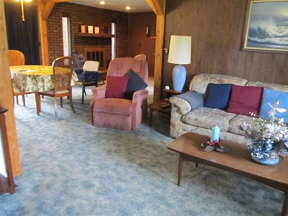 2nd image of 5689 Traymore Dr