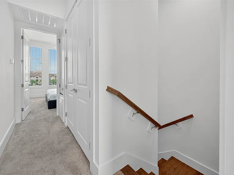 2401 Crawford St #C3D — Photo 21