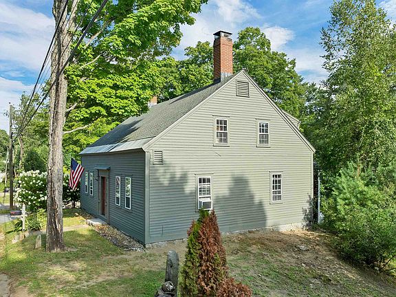 4th image of 107 Town House Road