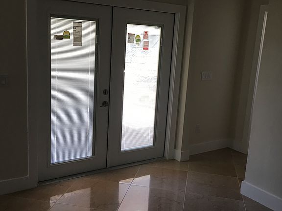 2nd image of 151 SE Santa Barbara Pl