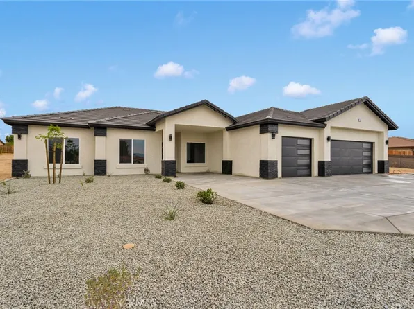 15561 Apple Valley Rd, Apple Valley, CA 92307
