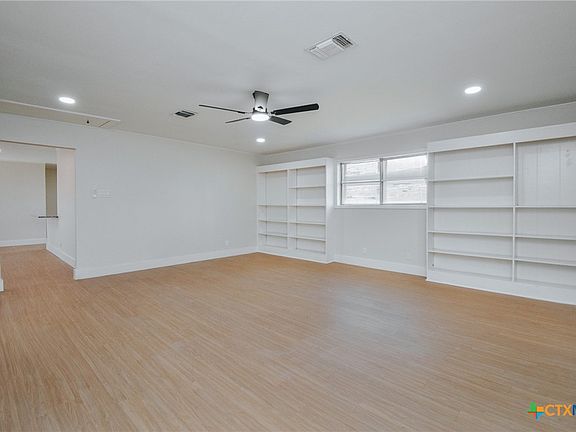 5th image of 502 Berwick St