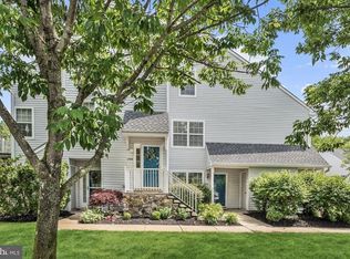 1904 Rabbit Run Rd, Marlton, NJ 08053