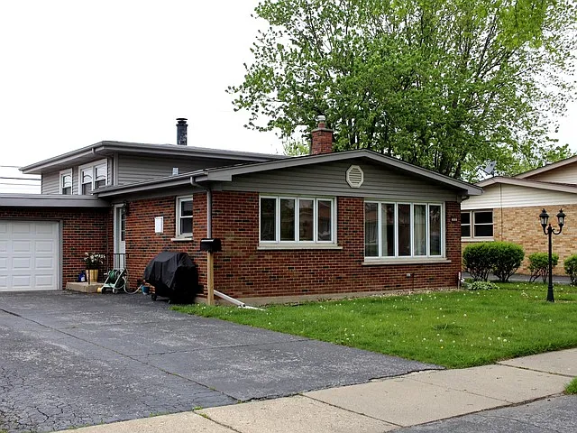312 S Mayfair Pl photo 1
