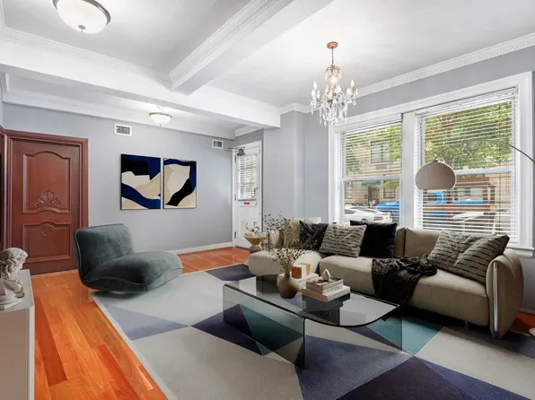 975 Park Avenue image 1 of 12