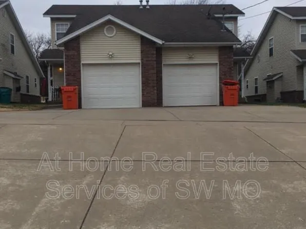 3033 N Fremont Ave, Springfield, MO 65803