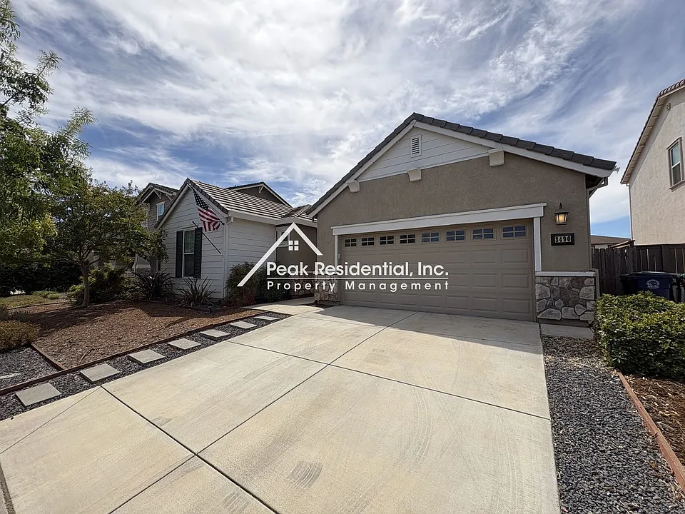 3490 Edington Dr