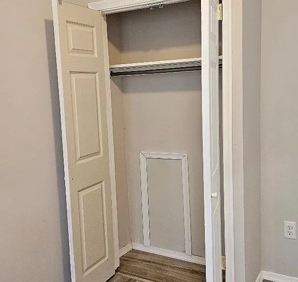 214 S Edgewood St — Photo 14