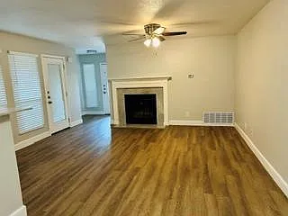 371 Fantail Loop #A — Photo 3