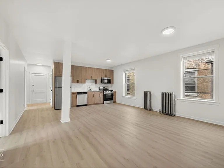 2139 W Lunt — Photo 40