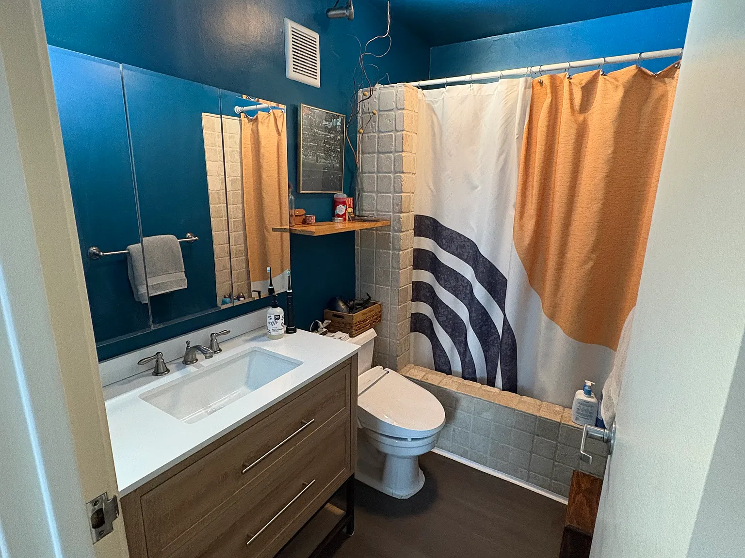 1 bed, 715 sqft, $2,100 — Photo 3