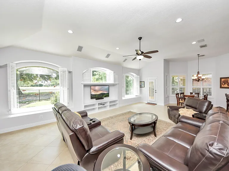 4214 Cambry Park — Photo 31