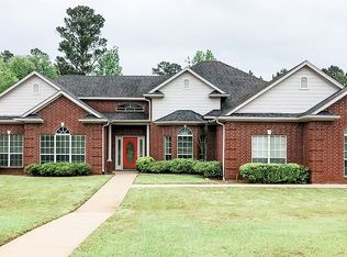 24000 Birdie Ln, Gladewater, TX 75647