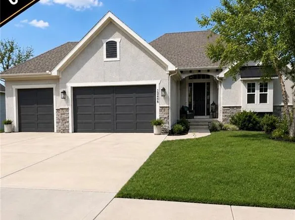 12456 S Barth Rd, Olathe, KS 66061