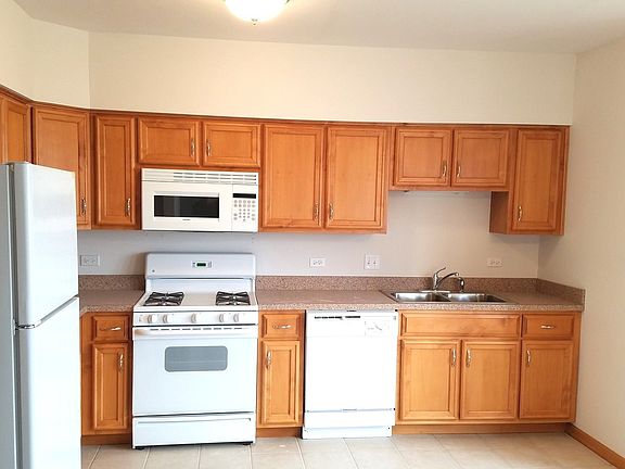 3rd image of 5500 115th St APT 501