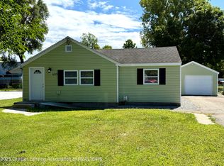 1123 Hannah Ave, Lansing, MI 48906