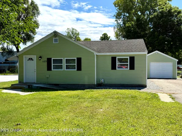 1123 Hannah Ave, Lansing, MI 48906